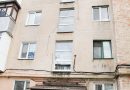 У багатоквартирному будинку Вінниці на вулиці Стеценка, 25 замінили вікна у місцях загального користування