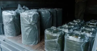Вінницька громада допомагає військовополоненим: 1500 літрів пального передано організації