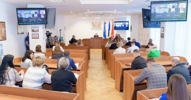 Комфортне місто — для кожного. У Вінниці з’явився перший комплексний безбар’єрний маршрут. Він охоплює ключові локації та враховує потреби всіх, хто пересувається містом з труднощами