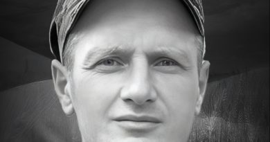 Сьогодні Вінниця проводжає в останню путь захисника України Олександра Печеня