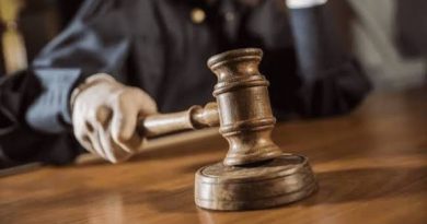 Вінницький міський суд розглядав справу щодо можливого порушення обмежень сумісництва посадовицею ОВА Дернової