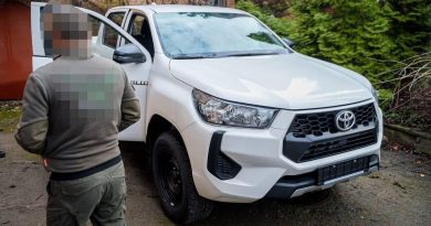 Команда Міжрегіонального координаційного гумштабу вчергове підтримала підрозділ ССО: військовим передали новий пікап