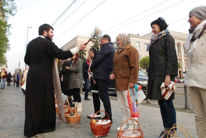 Великдень під час карантину. Як у вінницьких храмах будуть святити паски