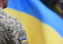 Грошова допомога до Дня пам’яті захисників України: усі подробиці у матеріалі