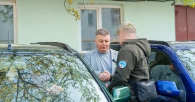 Два автомобілі та 150 FPV-дронів на фронт: чергова передача Міжрегіонального координаційного гуманітарного штабу