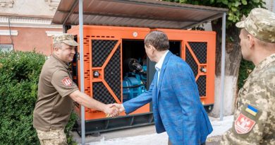 Два нові автомобілі та потужний генератор передав військовим Міжрегіональний координаційний гуманітарний штаб