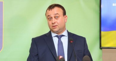Вирішив конфлікт кулаком: як екс-губернатор Вінниччини і нинішній голова НОК Сергій Борзов продемонстрував насильство перед дітьми — поліція сказала, що інцидент вичерпано
