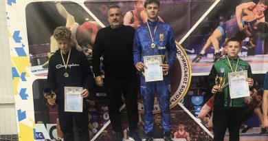 Вінничани вибороли комплект нагород на Всеукраїнському турнірі з греко-римської боротьби