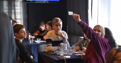 Вінницькі студенти позмагалися в інтелектуально-патріотичному турнірі «БатлУМ»