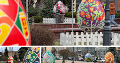 У центрі Вінниці розгорнули традиційну виставку писанок