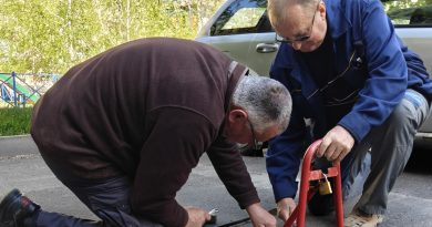 Шість незаконно встановлених елементів благоустрою демонтували у вінницьких дворах