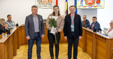 У родині вінничан Клименків на День міста народився син Євгеній: батьків привітав Сергій Моргунов