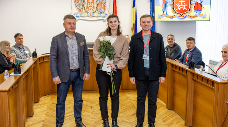 У родині вінничан Клименків на День міста народився син Євгеній: батьків привітав Сергій Моргунов