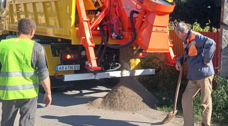 У Вінниці для приватного сектору підготували майже 570 майданчиків із піщано-сольовою сумішшю