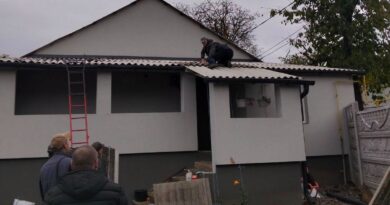 Після атаки 25 жовтня у Вінниці захистили від негоди 120 віконних прорізів у 17 будинках