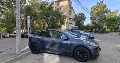 У дворах Вінниці почали працювати перші зарядки для електромобілів