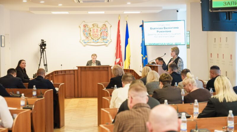 Вінницька міськрада виділила кошти на допомогу постраждалим від обстрілів та компенсацію за інвертори