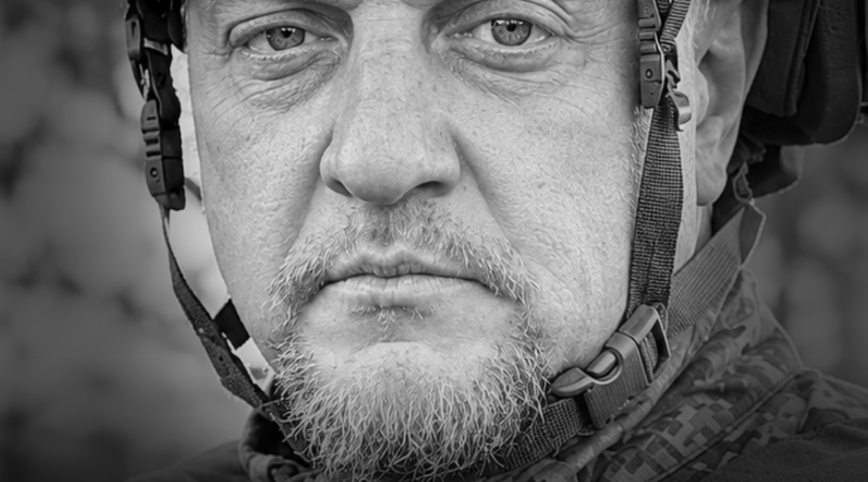 У Вінниці попрощалися з Андрієм Жуковським, який загинув, прикриваючи побратимів