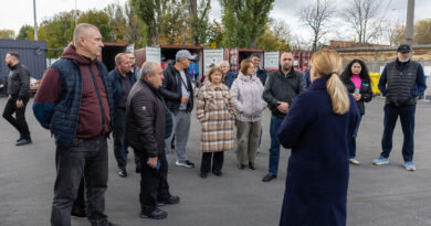 Сортування 12 типів відходів: вінницький МЦУВ показали делегаціям із чотирьох громад